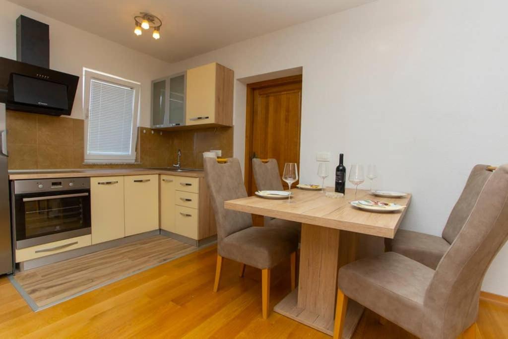 Apartments Vladimir #3 Makarska Luaran gambar